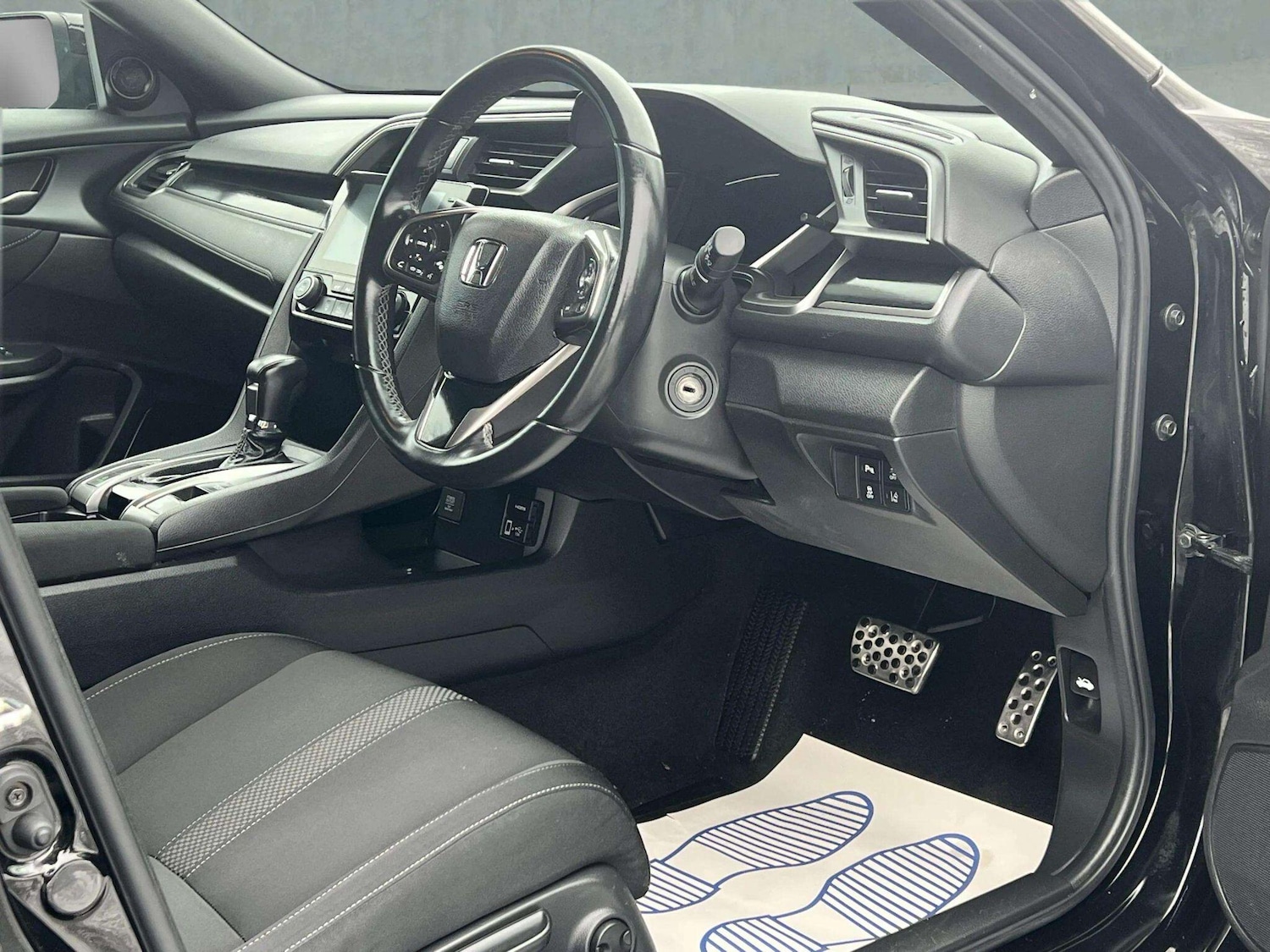 Used Honda Civic 2020 for sale - 76689581: Photo 16