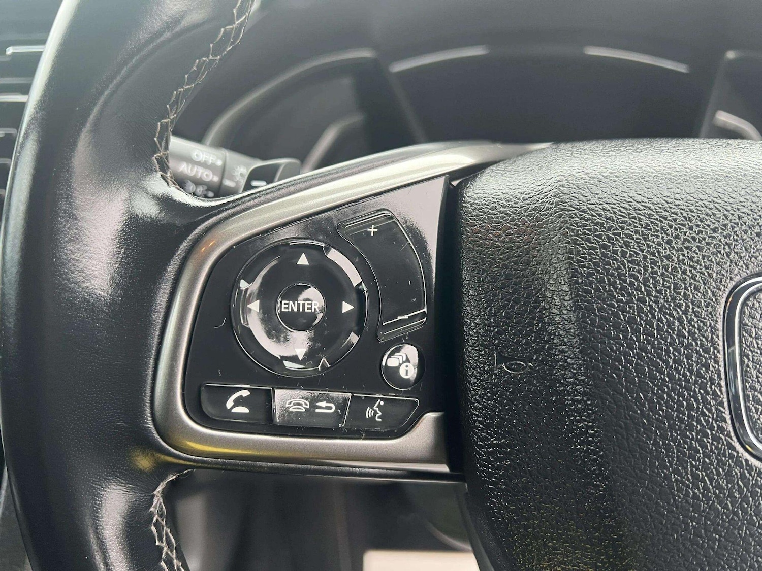 Used Honda Civic 2020 for sale - 76689581: Photo 21