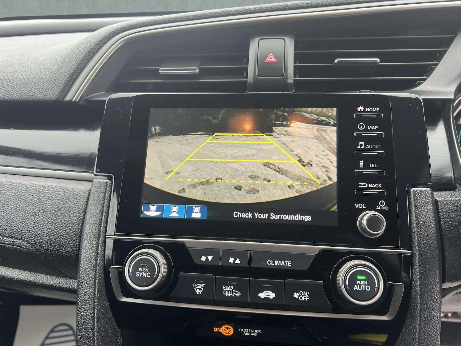 Used Honda Civic 2020 for sale - 76689581: Photo 25