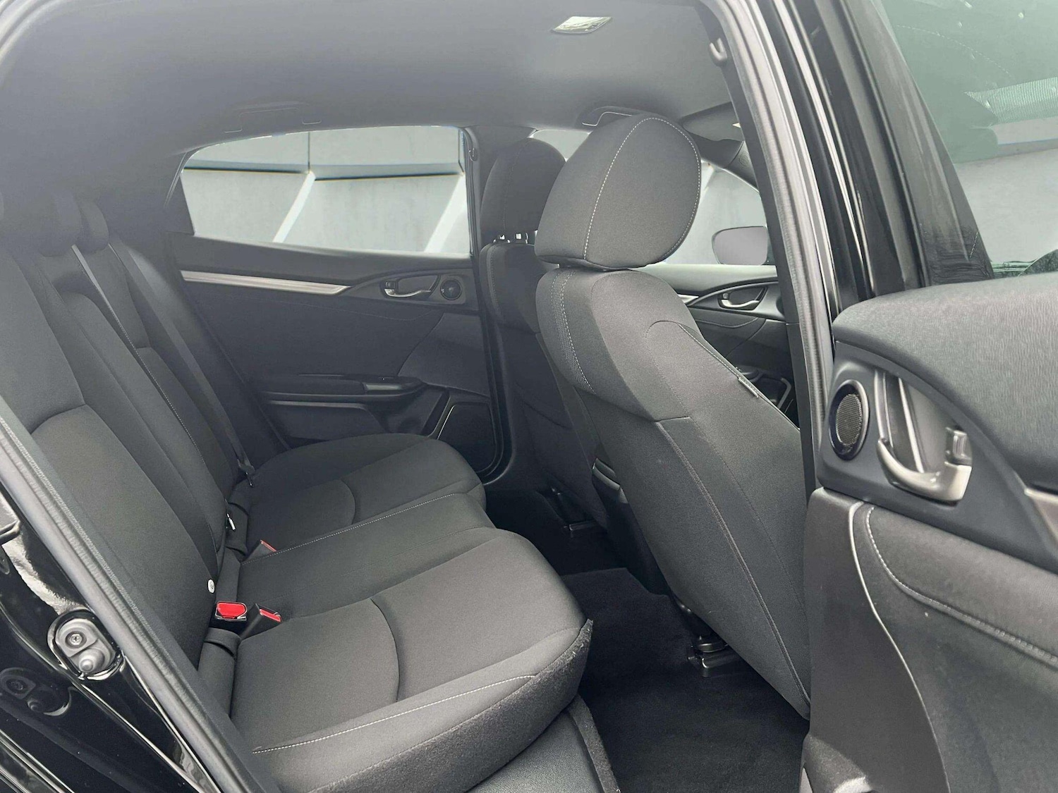 Used Honda Civic 2020 for sale - 76689581: Photo 36