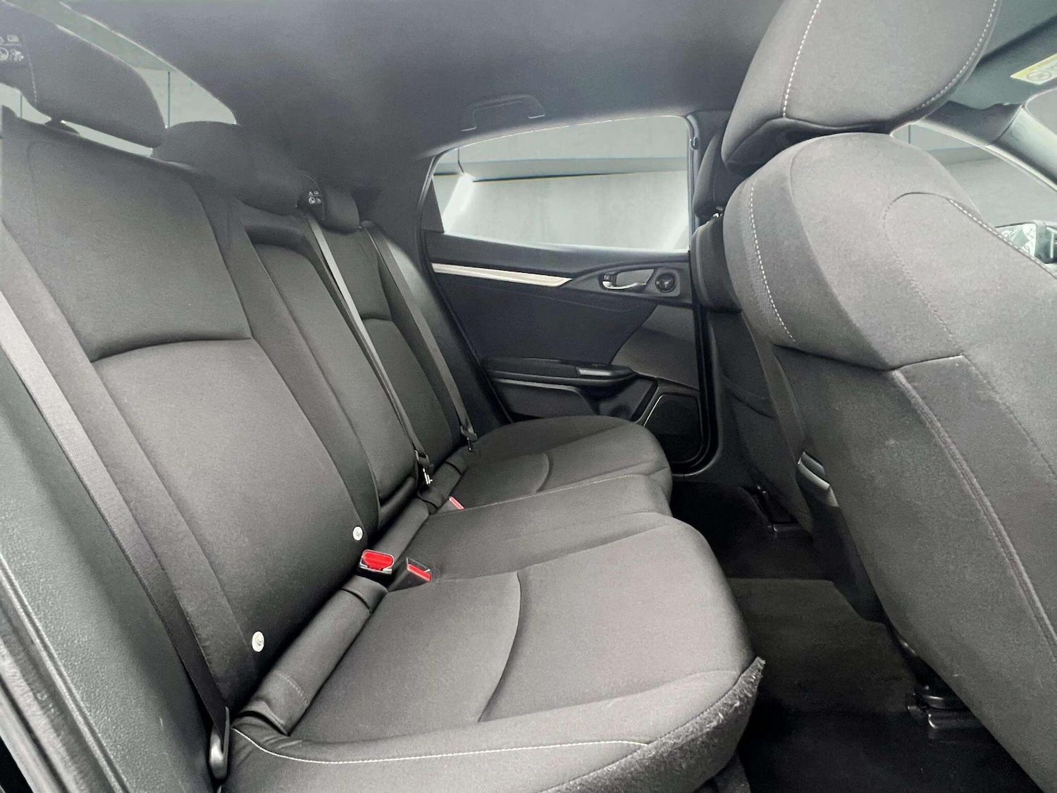 Used Honda Civic 2020 for sale - 76689581: Photo 37