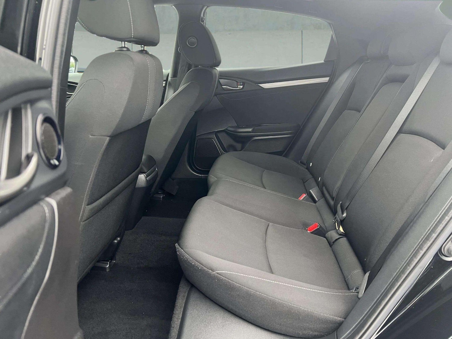 Used Honda Civic 2020 for sale - 76689581: Photo 46