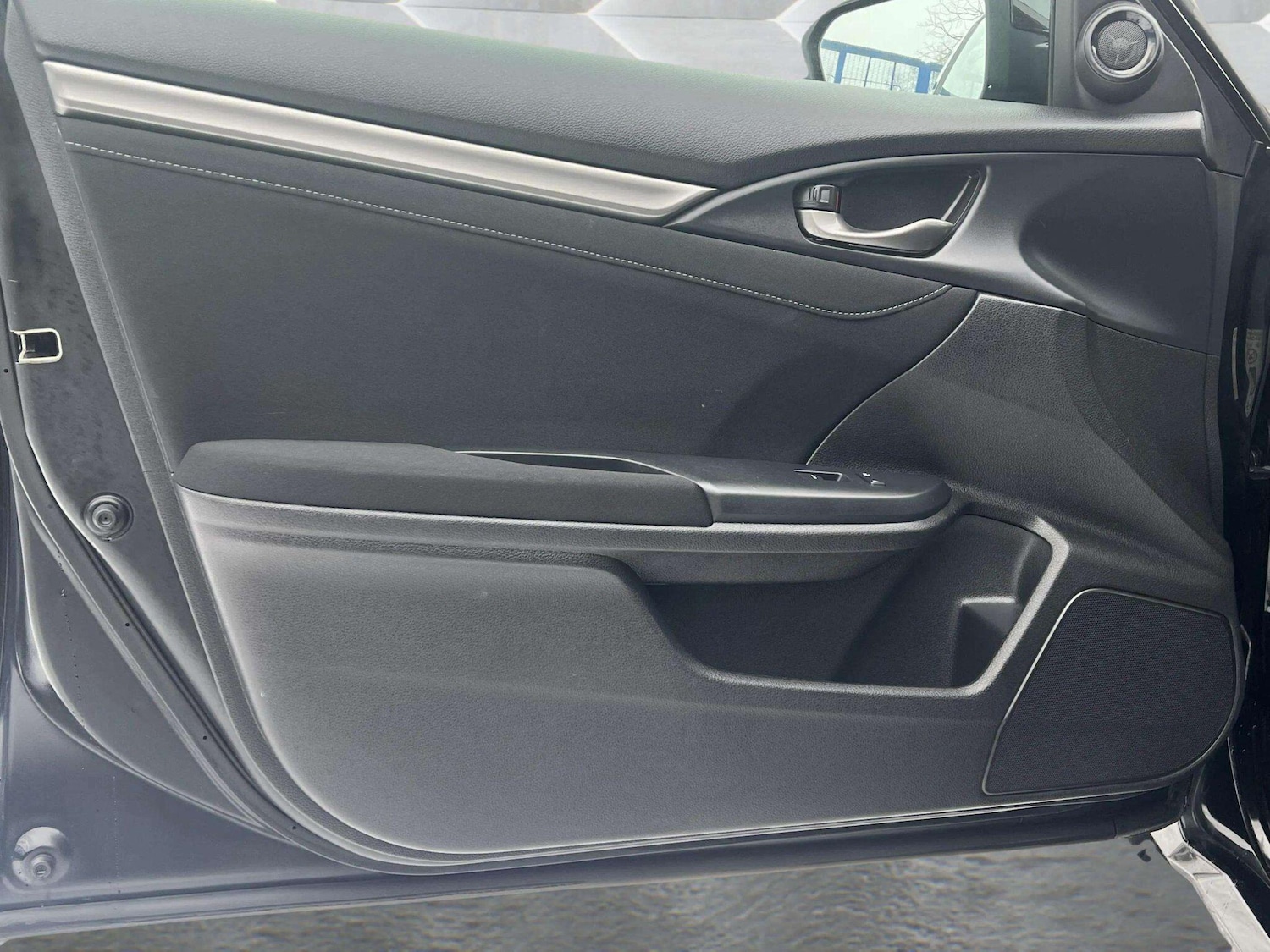 Used Honda Civic 2020 for sale - 76689581: Photo 47