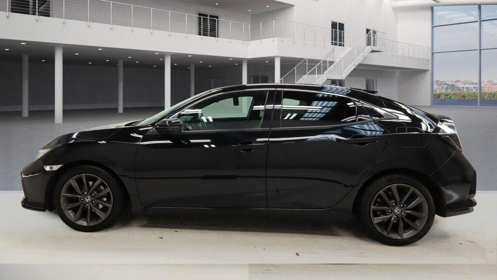 Used Honda Civic 2020 for sale - 76689581: Photo 6