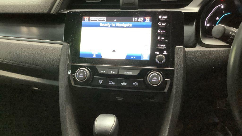 Used Honda Civic 2020 for sale - 76689581: Photo 8