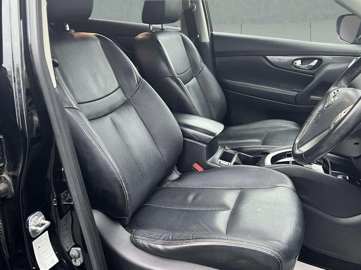 Used Nissan X-Trail 2016 for sale - 76566632: Photo 26