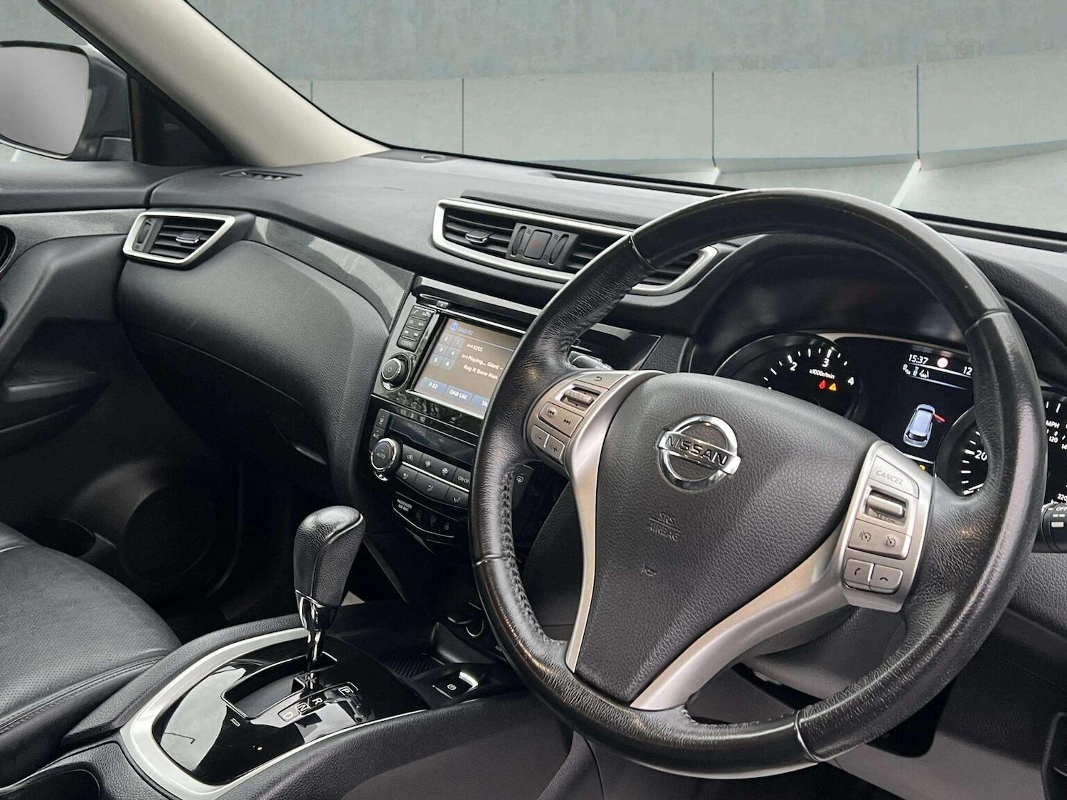 Used Nissan X-Trail 2016 for sale - 76566632: Photo 28