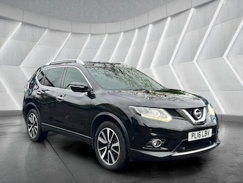 Used Nissan X-Trail 2016 for sale - 76566632: Photo