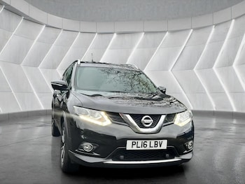 Used Nissan X-Trail 2016 for sale - 76566632: Photo