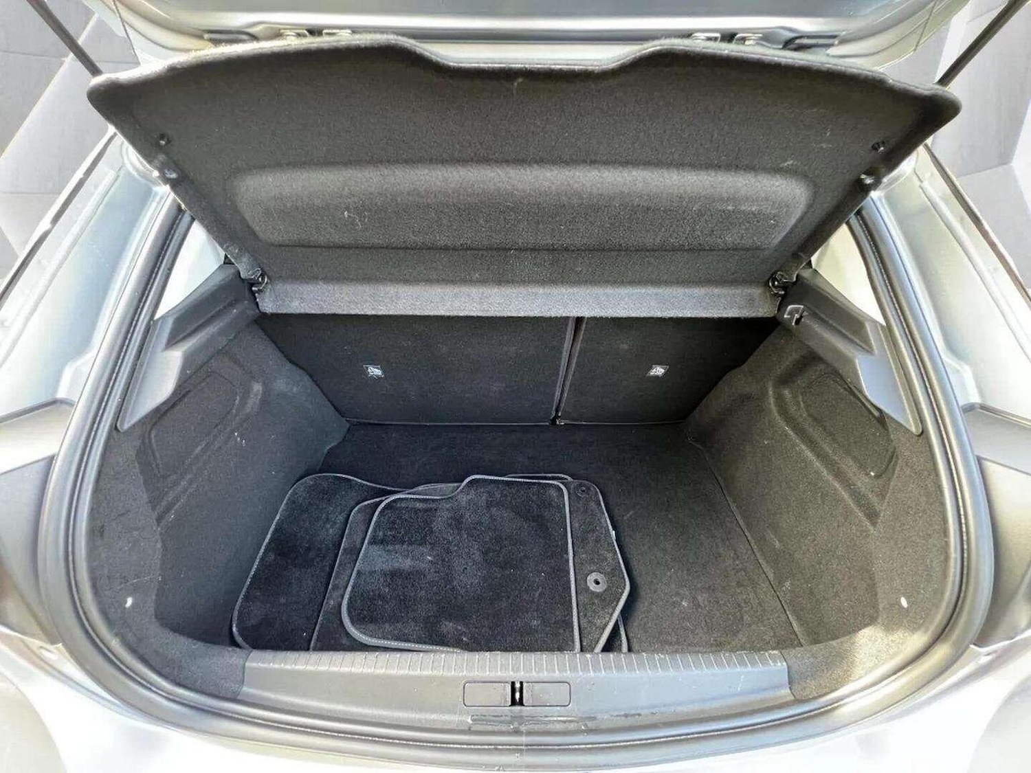 Used Vauxhall Corsa 2020 for sale - 76566601: Photo 44