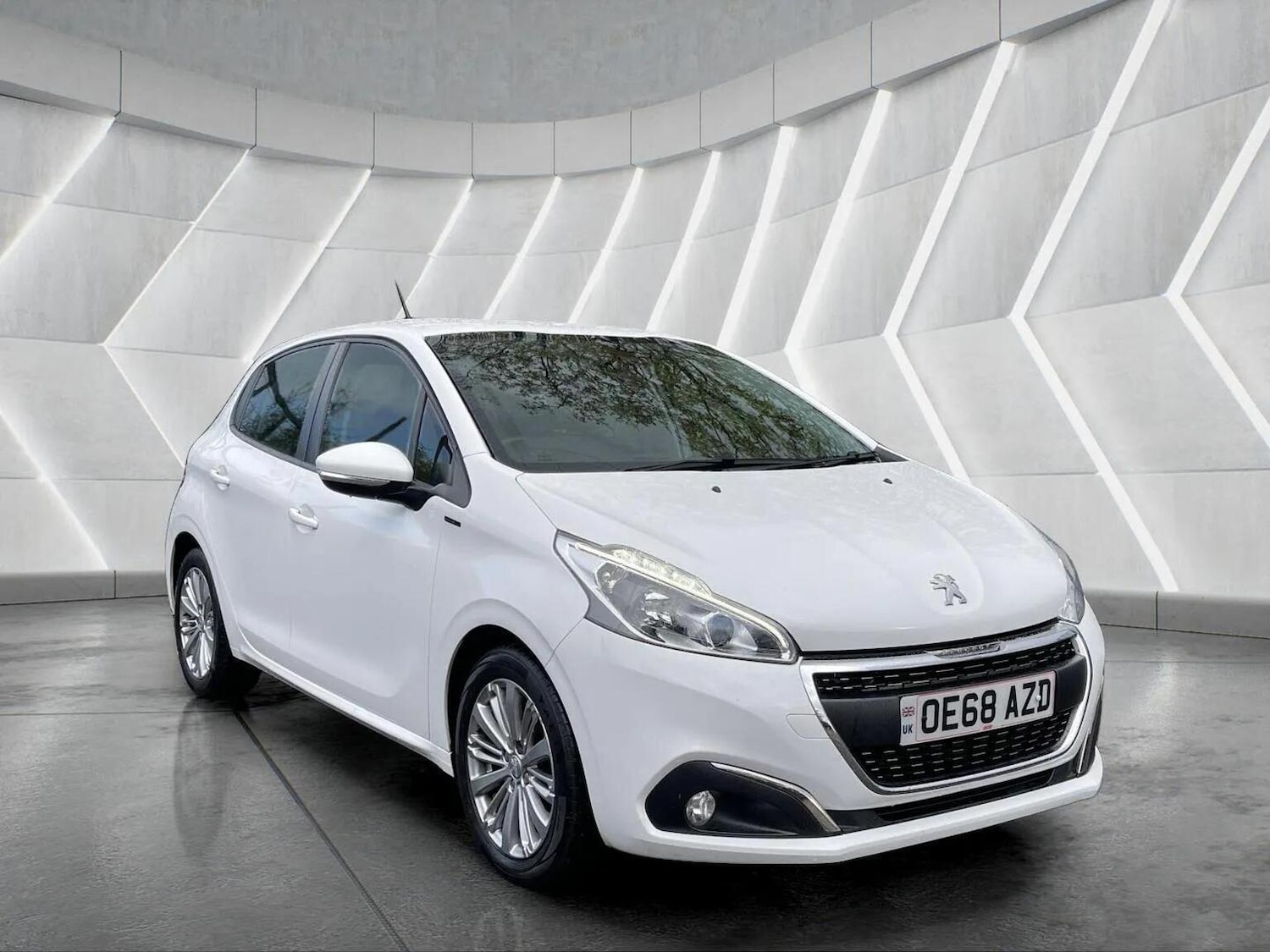 Used Peugeot 208 2019 for sale - 76566635: Photo 3
