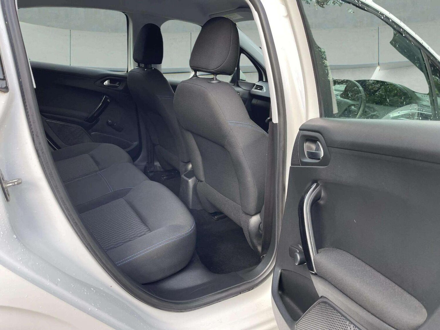 Used Peugeot 208 2019 for sale - 76566635: Photo 32