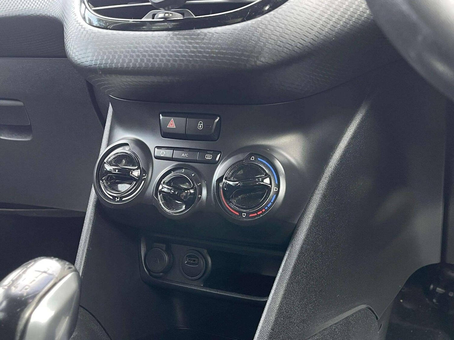 Used Peugeot 208 2019 for sale - 76566635: Photo 35