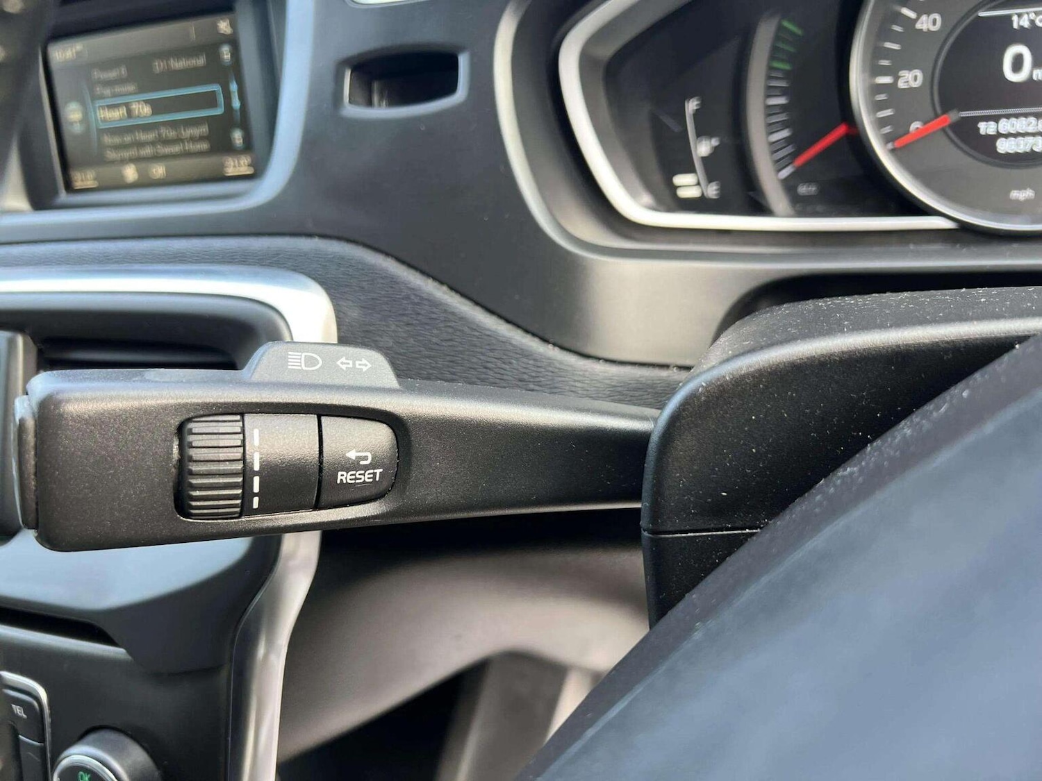 Used Volvo V40 Cross Country 2014 for sale - 76566634: Photo 29