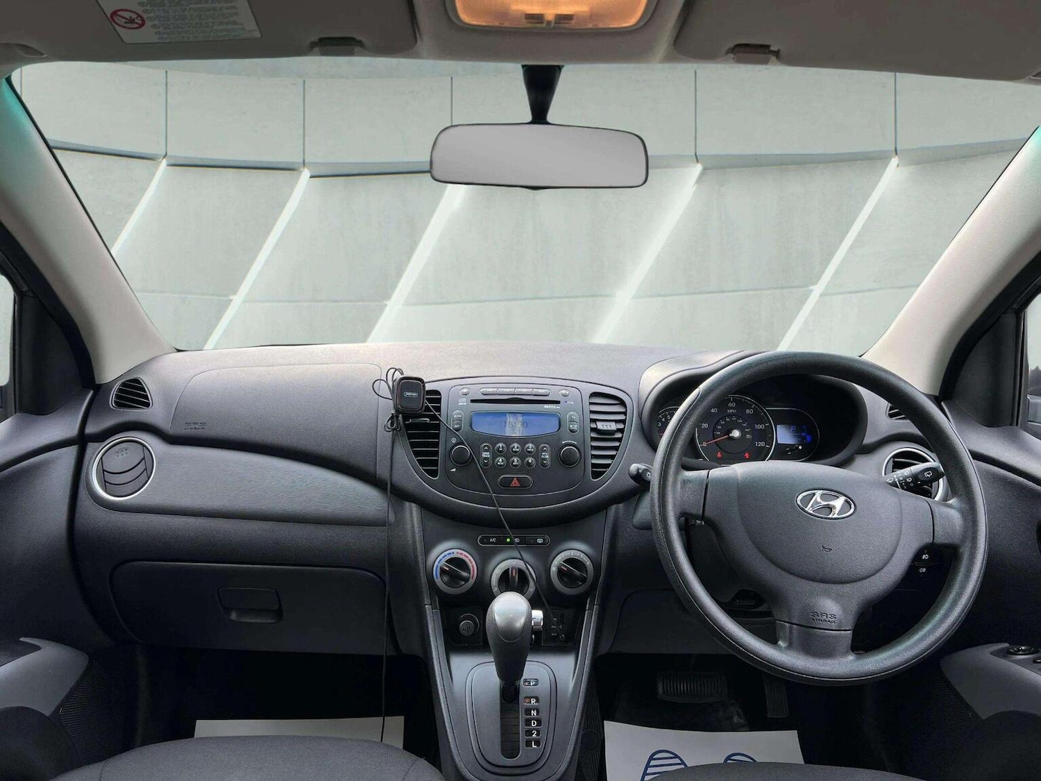 Used Hyundai i10 2012 for sale - 76566617: Photo 14