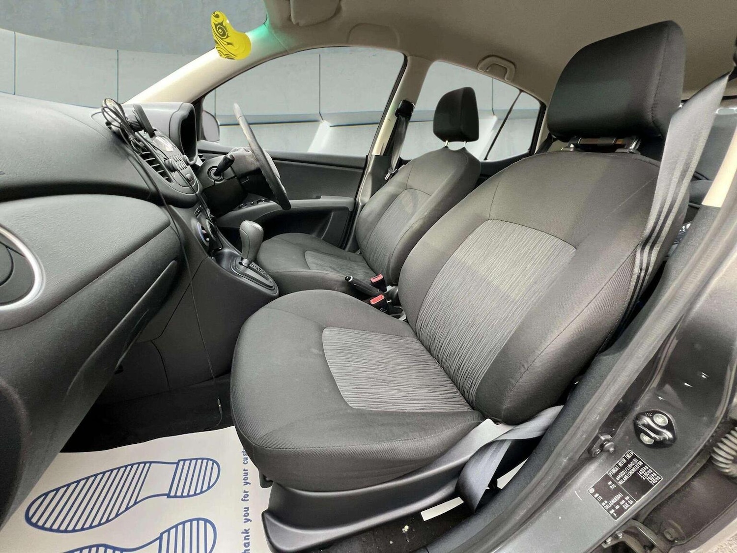 Used Hyundai i10 2012 for sale - 76566617: Photo 24