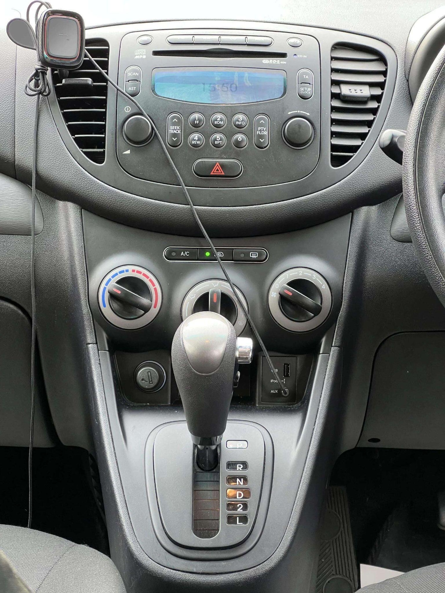 Used Hyundai i10 2012 for sale - 76566617: Photo 29