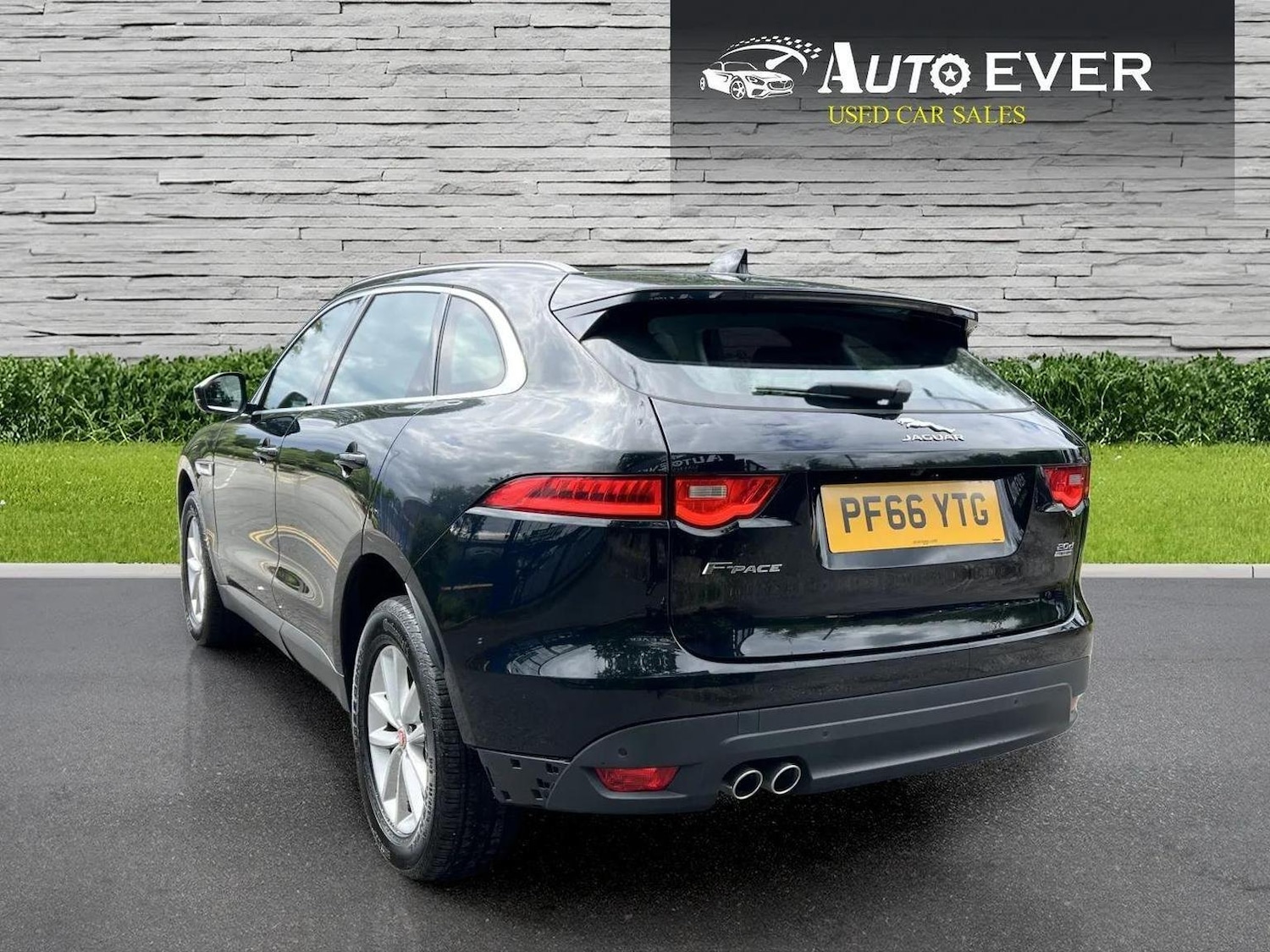 Used Jaguar F-Pace 2017 for sale - 76566600: Photo 10