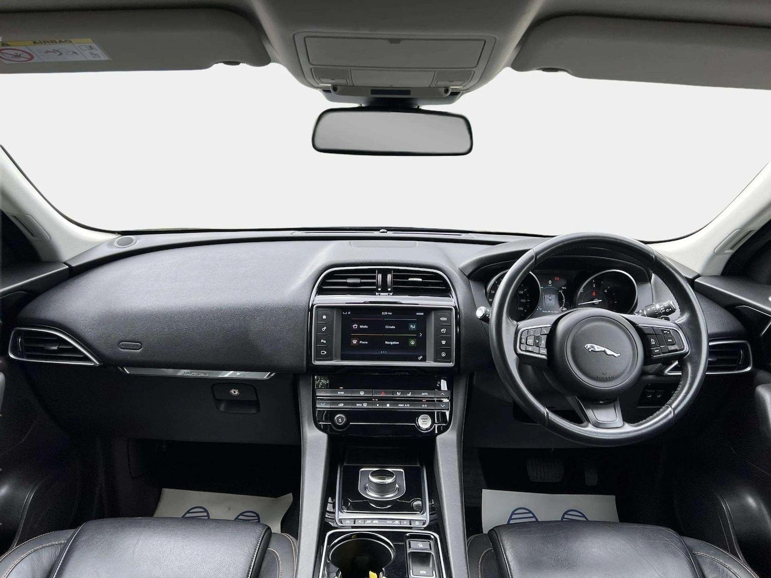 Used Jaguar F-Pace 2017 for sale - 76566600: Photo 12