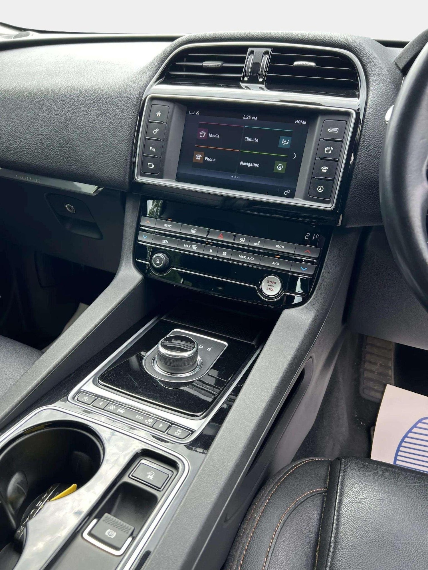 Used Jaguar F-Pace 2017 for sale - 76566600: Photo 16