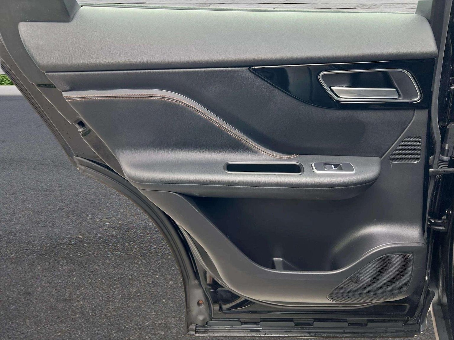 Used Jaguar F-Pace 2017 for sale - 76566600: Photo 22