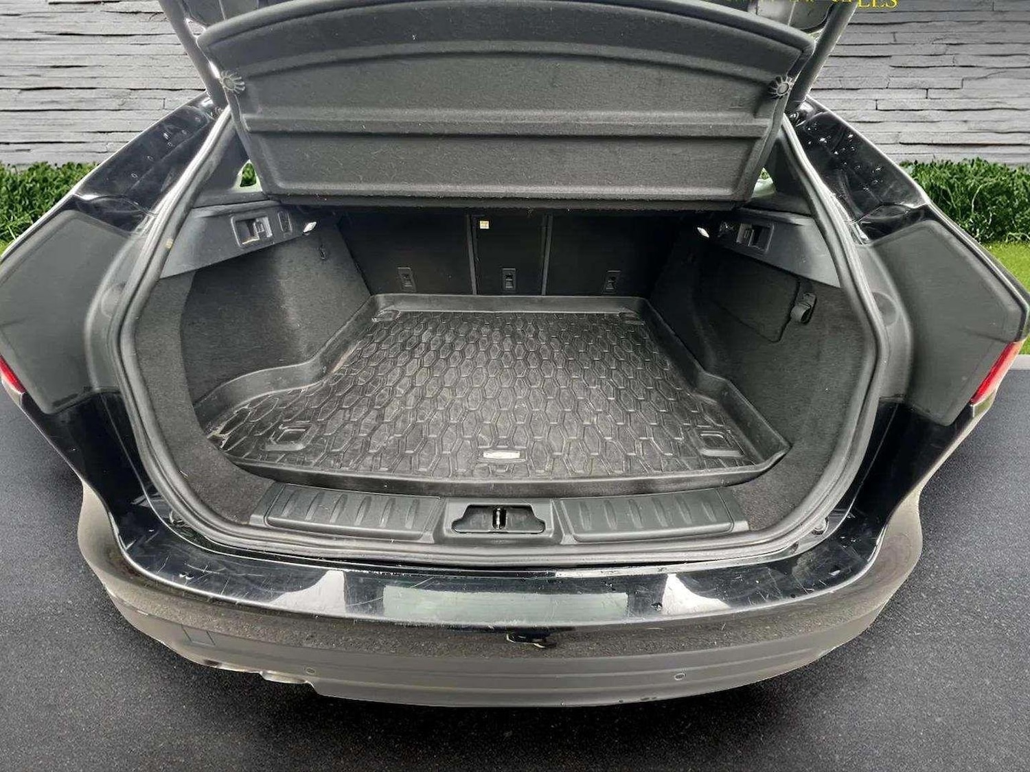 Used Jaguar F-Pace 2017 for sale - 76566600: Photo 57