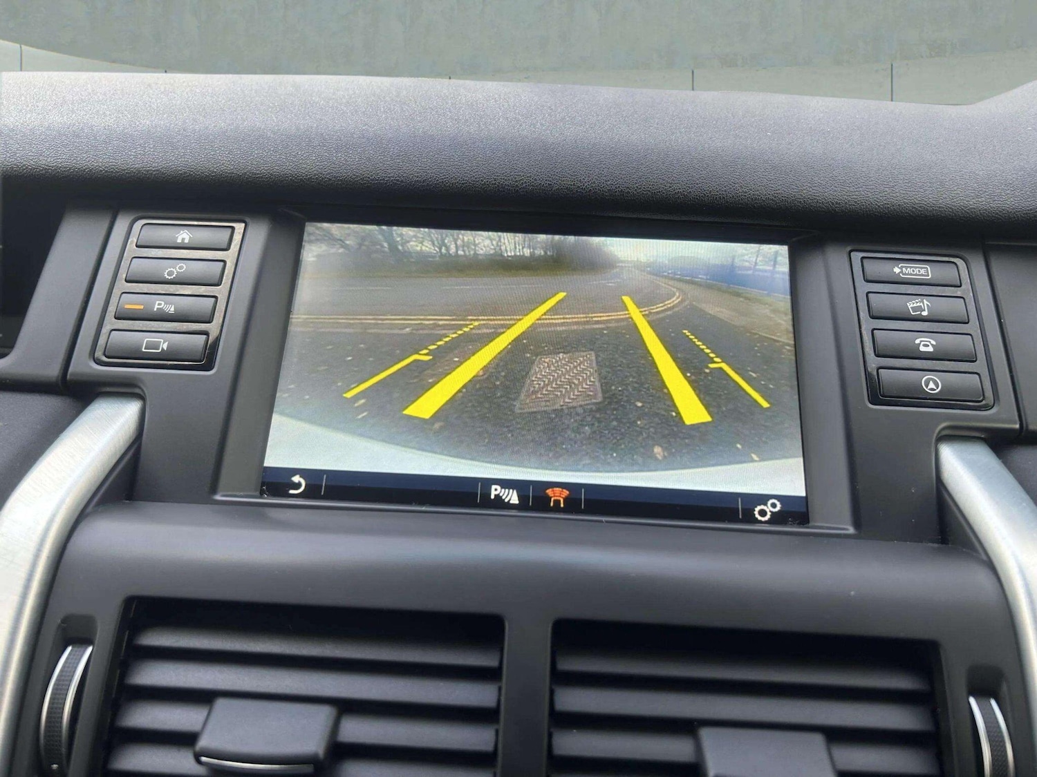 Used Land Rover Discovery Sport 2018 for sale - 76646063: Photo 27