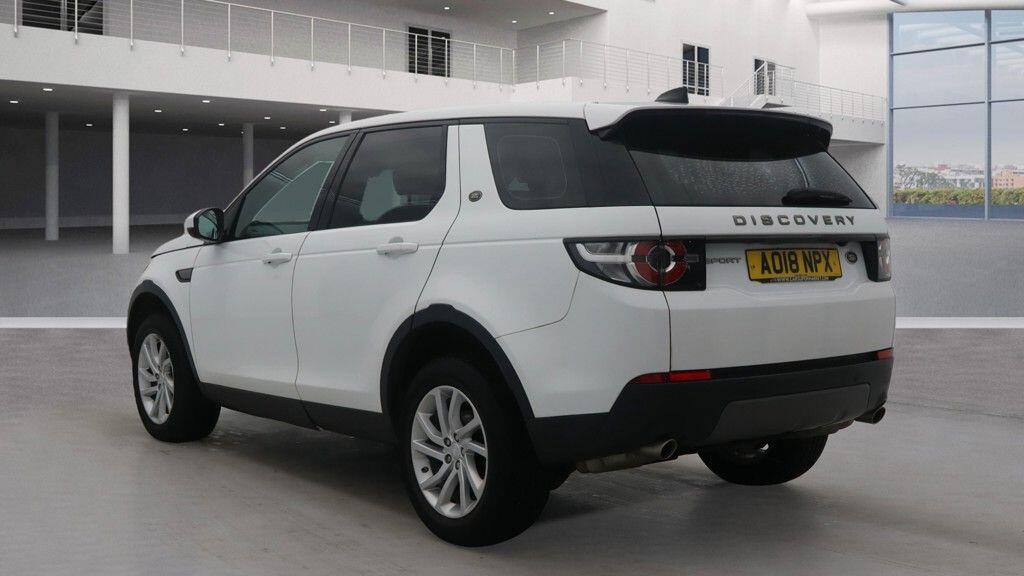 Used Land Rover Discovery Sport 2018 for sale - 76646063: Photo 3