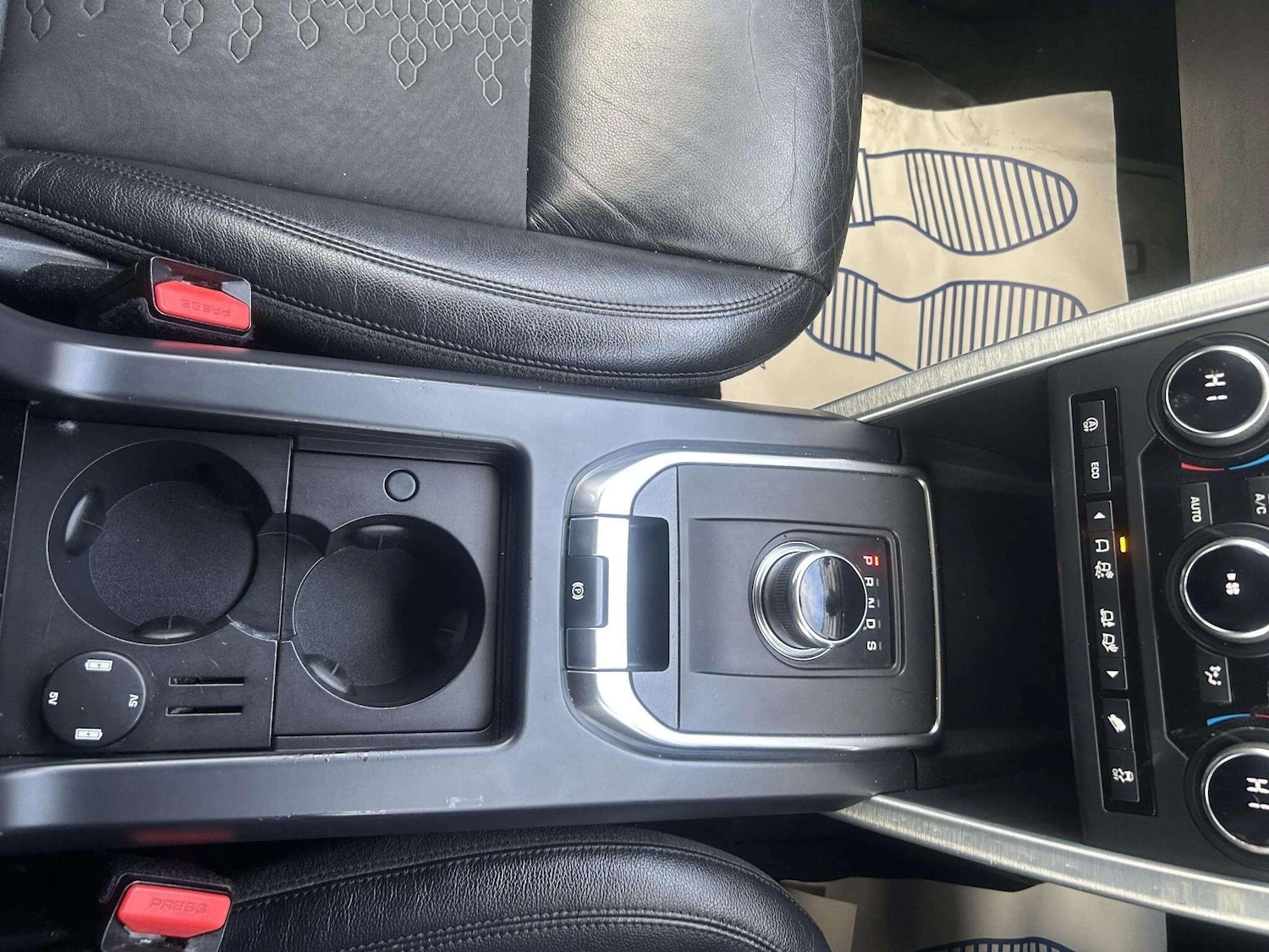 Used Land Rover Discovery Sport 2018 for sale - 76646063: Photo 32