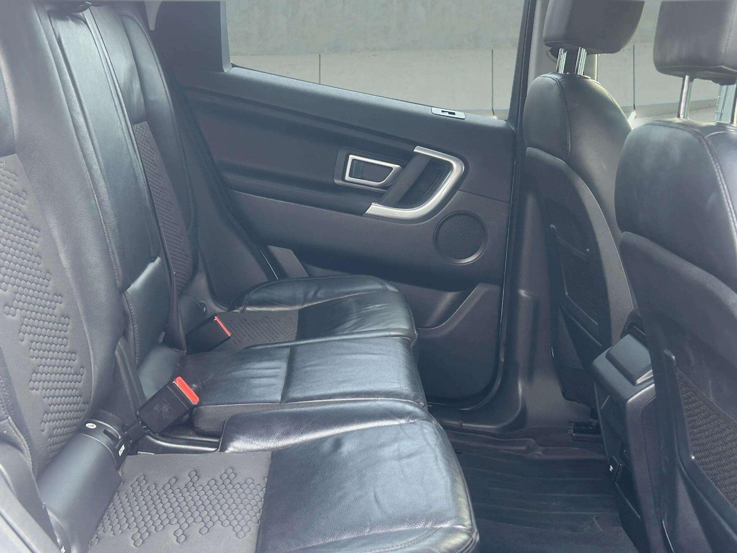 Used Land Rover Discovery Sport 2018 for sale - 76646063: Photo 42