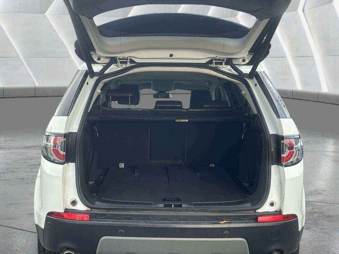 Used Land Rover Discovery Sport 2018 for sale - 76646063: Photo 43