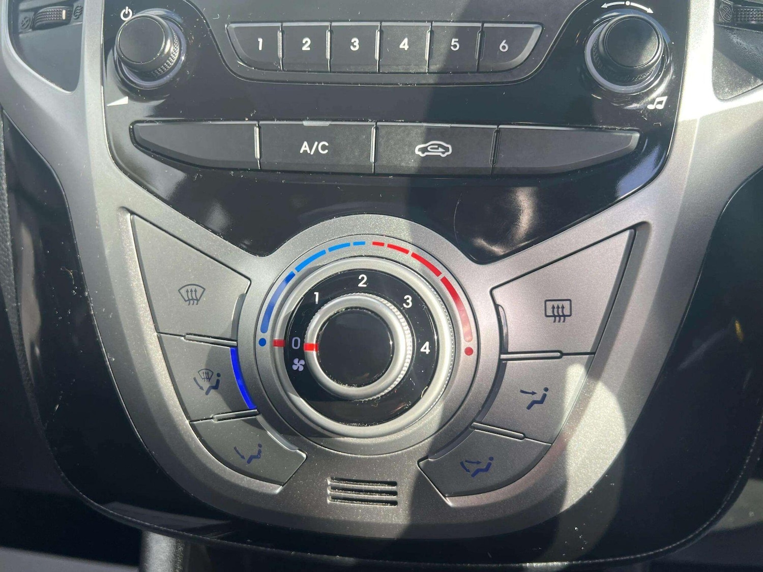 Used Hyundai Ix20 2014 for sale - 76598447: Photo 35