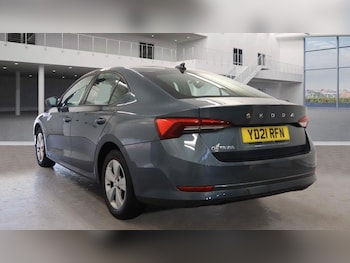 Used Skoda Octavia 2021 for sale - 76598458: Photo