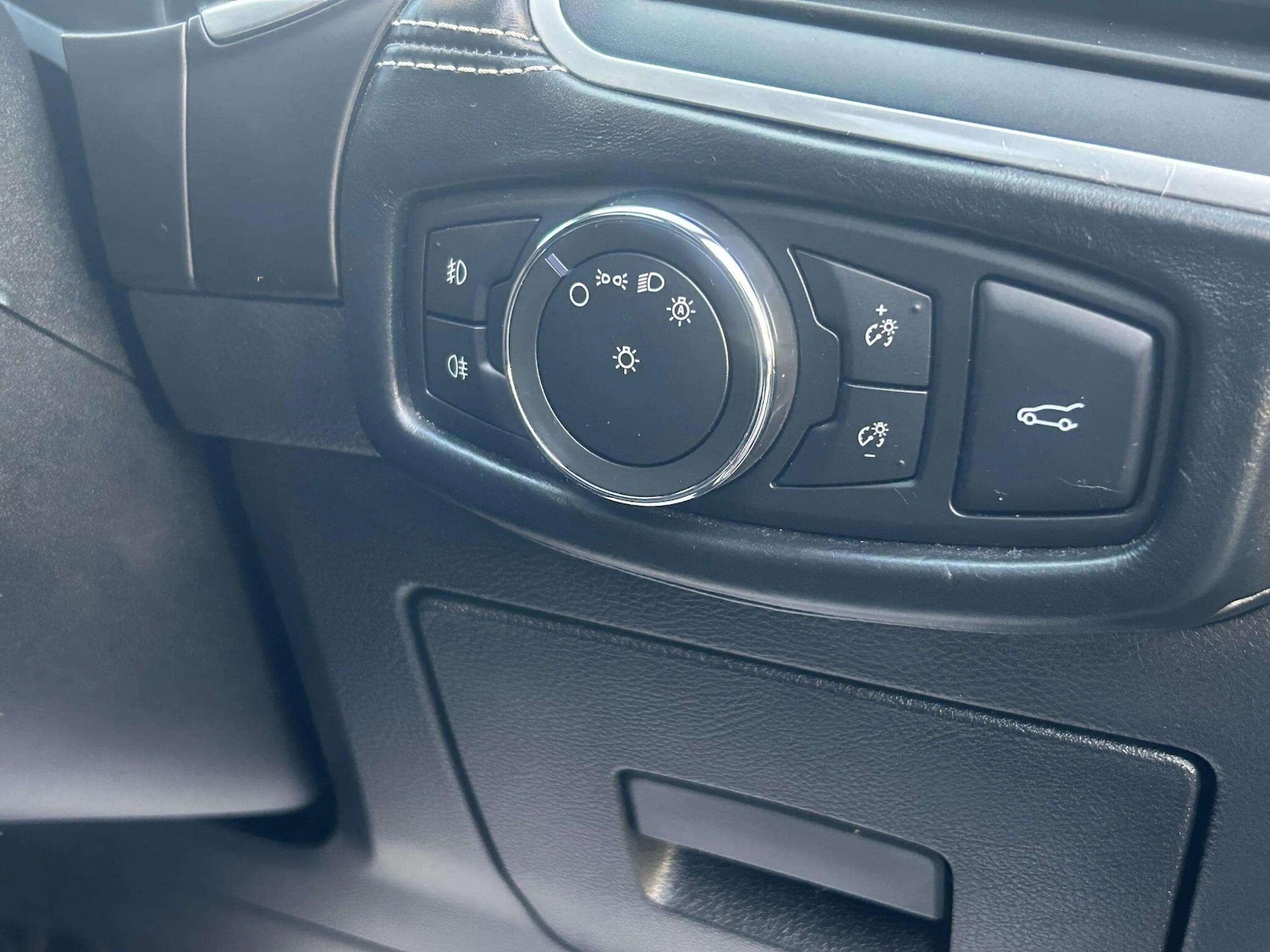 Used Ford Edge 2017 for sale - 76632766: Photo 27