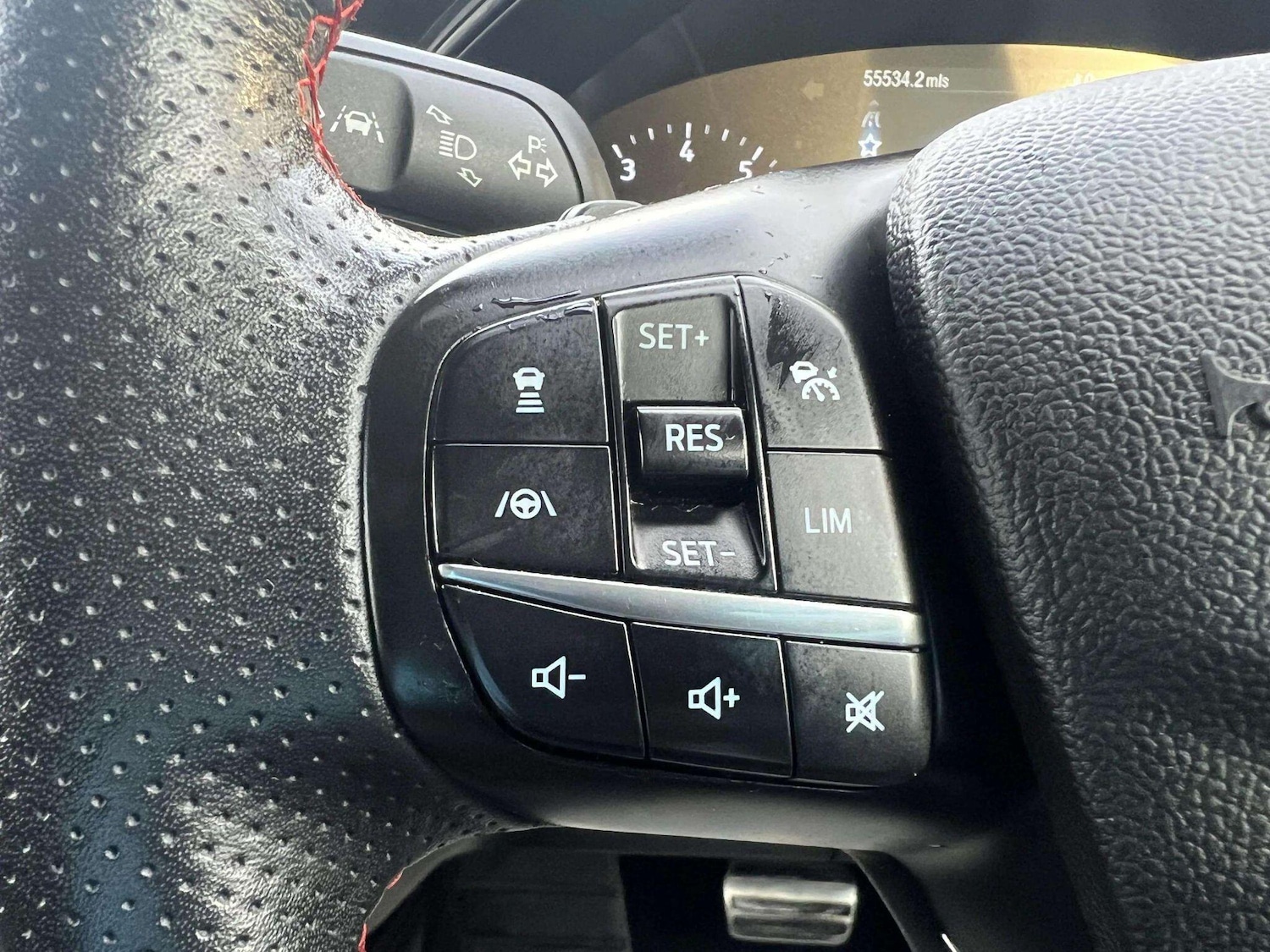 Used Ford Focus 2020 for sale - 76866049: Photo 23