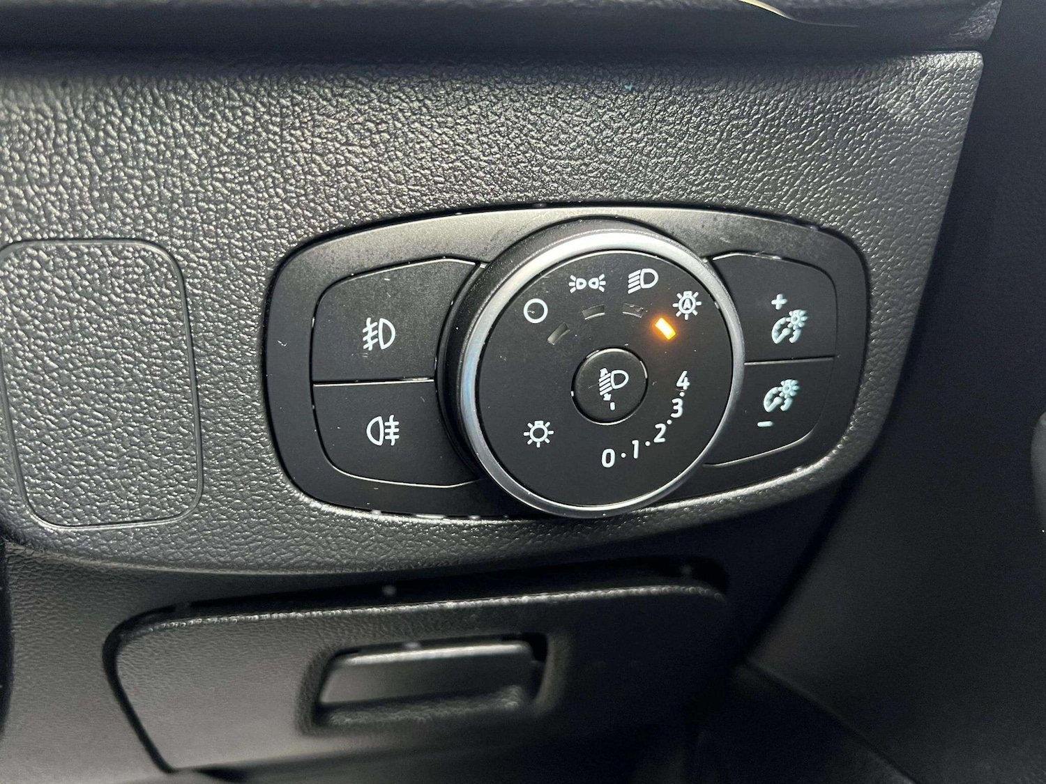 Used Ford Focus 2020 for sale - 76866049: Photo 27