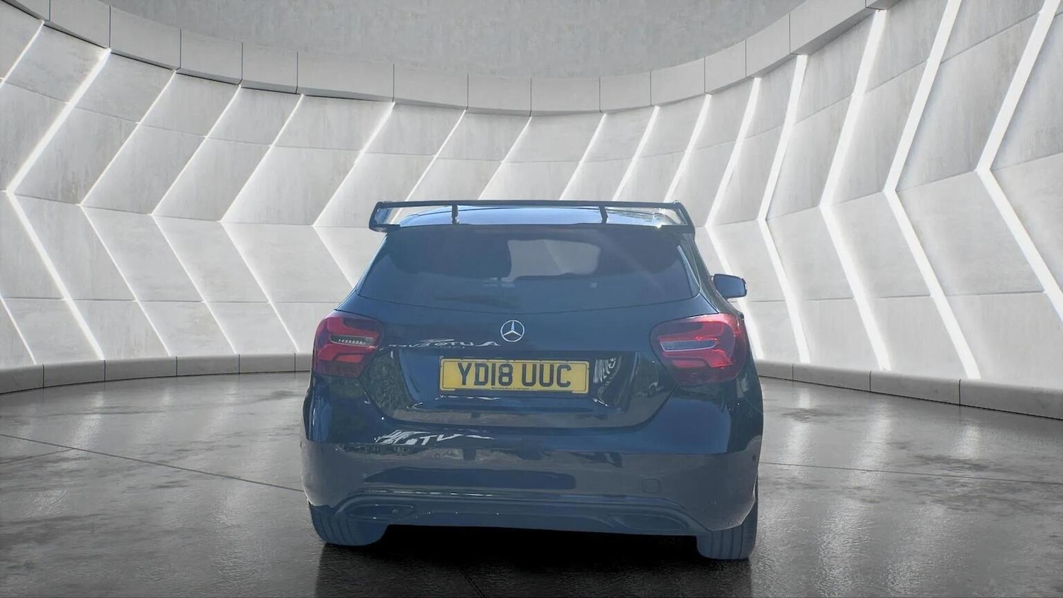 Used Mercedes-Benz A-Class 2018 for sale - 76571255: Photo 10