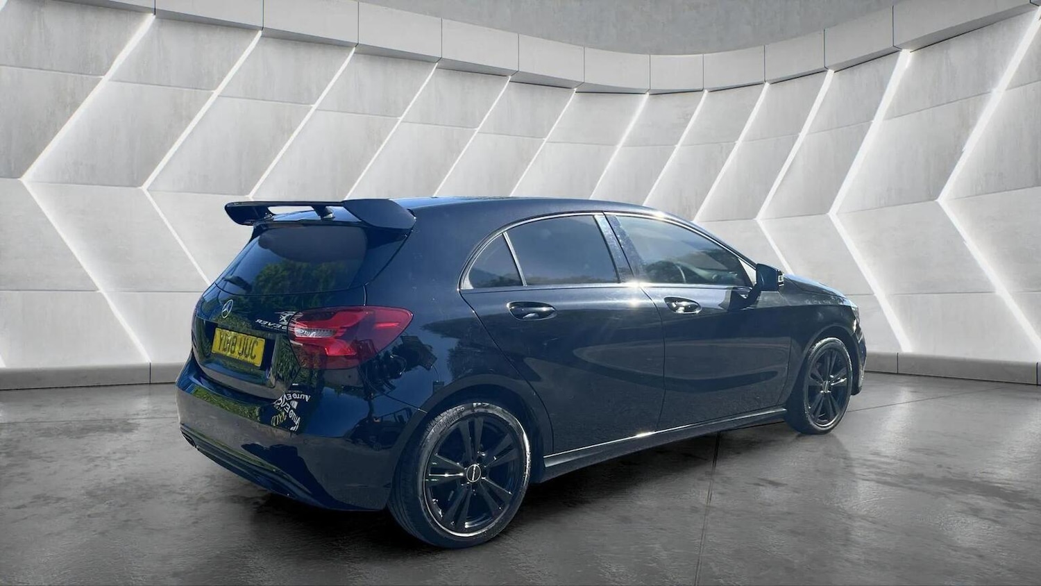 Used Mercedes-Benz A-Class 2018 for sale - 76571255: Photo 12