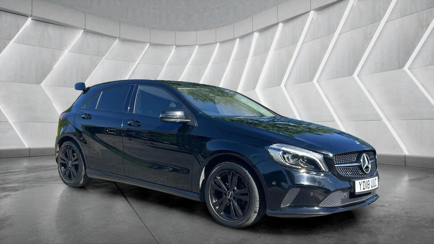 Used Mercedes-Benz A-Class 2018 for sale - 76571255: Photo 16