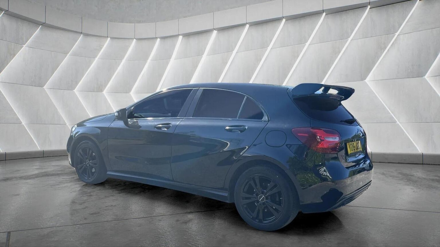 Used Mercedes-Benz A-Class 2018 for sale - 76571255: Photo 7