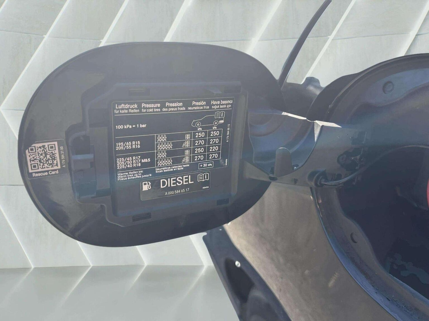 Used Mercedes-Benz A-Class 2018 for sale - 76571255: Photo 70