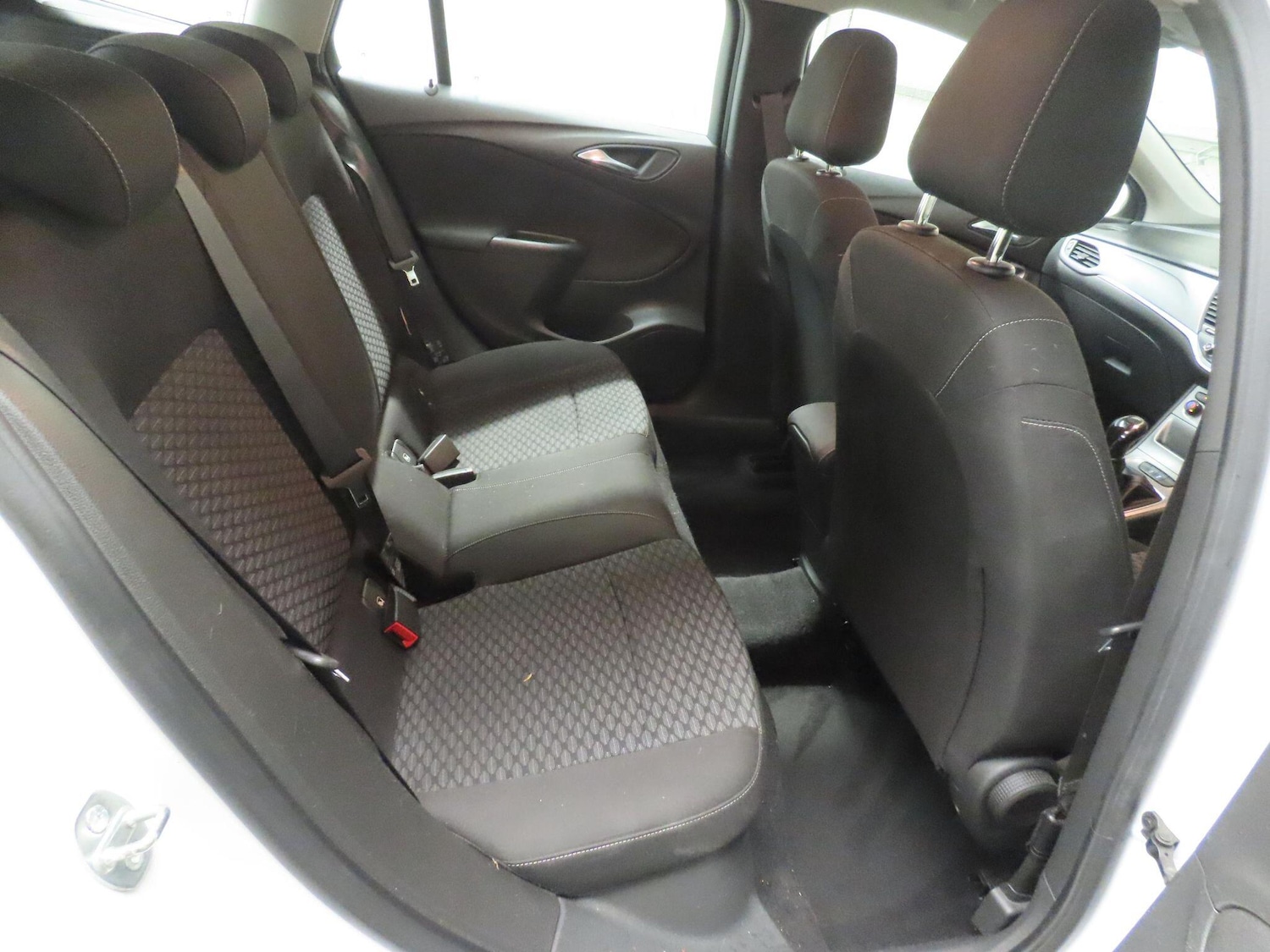 Used Vauxhall Astra 2017 for sale - 77156271: Photo 11