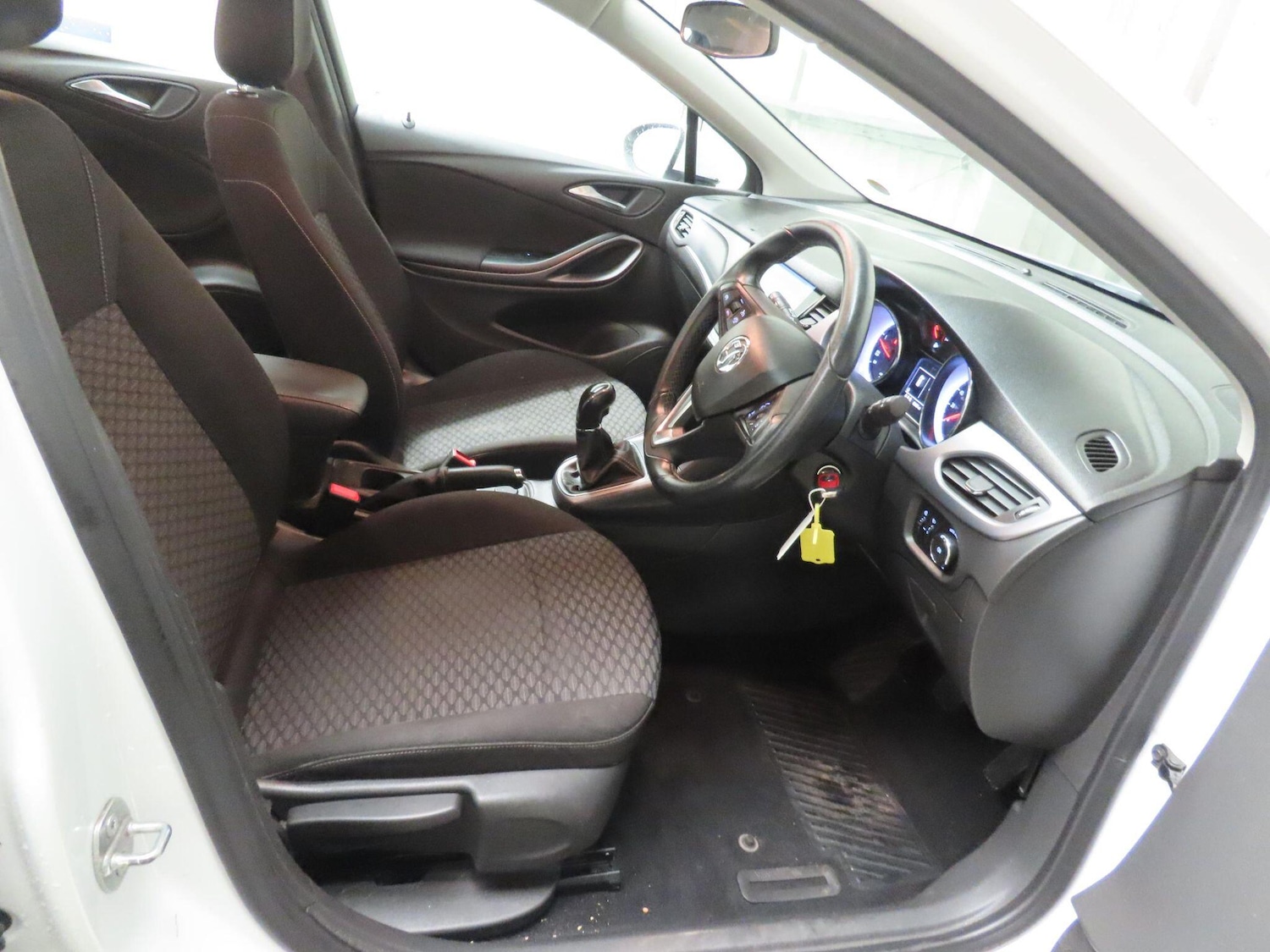 Used Vauxhall Astra 2017 for sale - 77156271: Photo 8