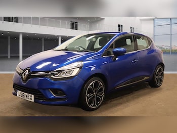 Used Renault Clio 2018 for sale - 76715207: Photo
