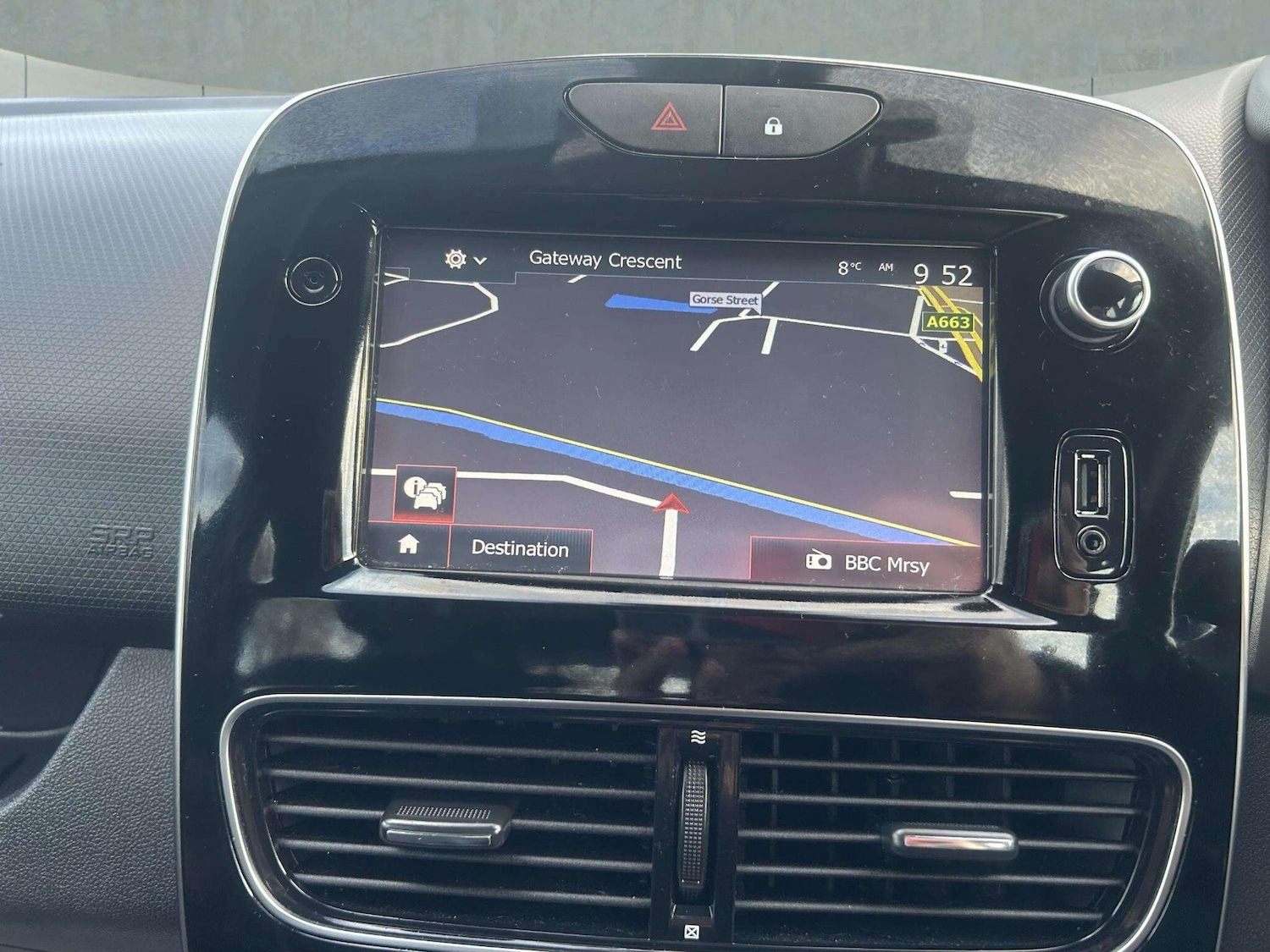 Used Renault Clio 2018 for sale - 76715207: Photo 28