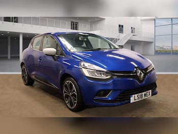 Used Renault Clio 2018 for sale - 76715207: Photo