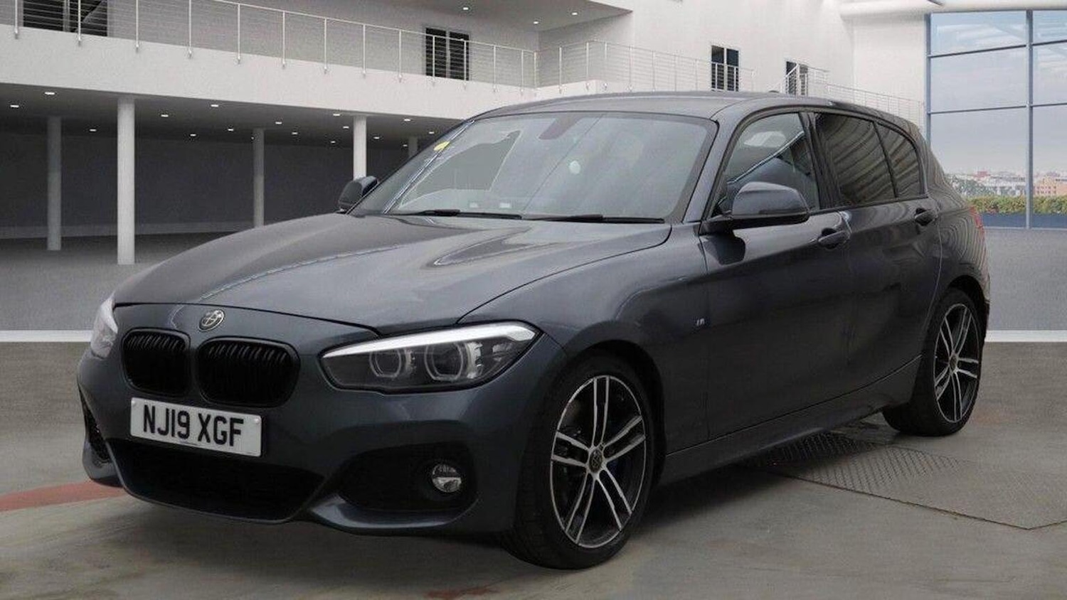 Used BMW 1 Series 2019 for sale - 76011440: Photo 2