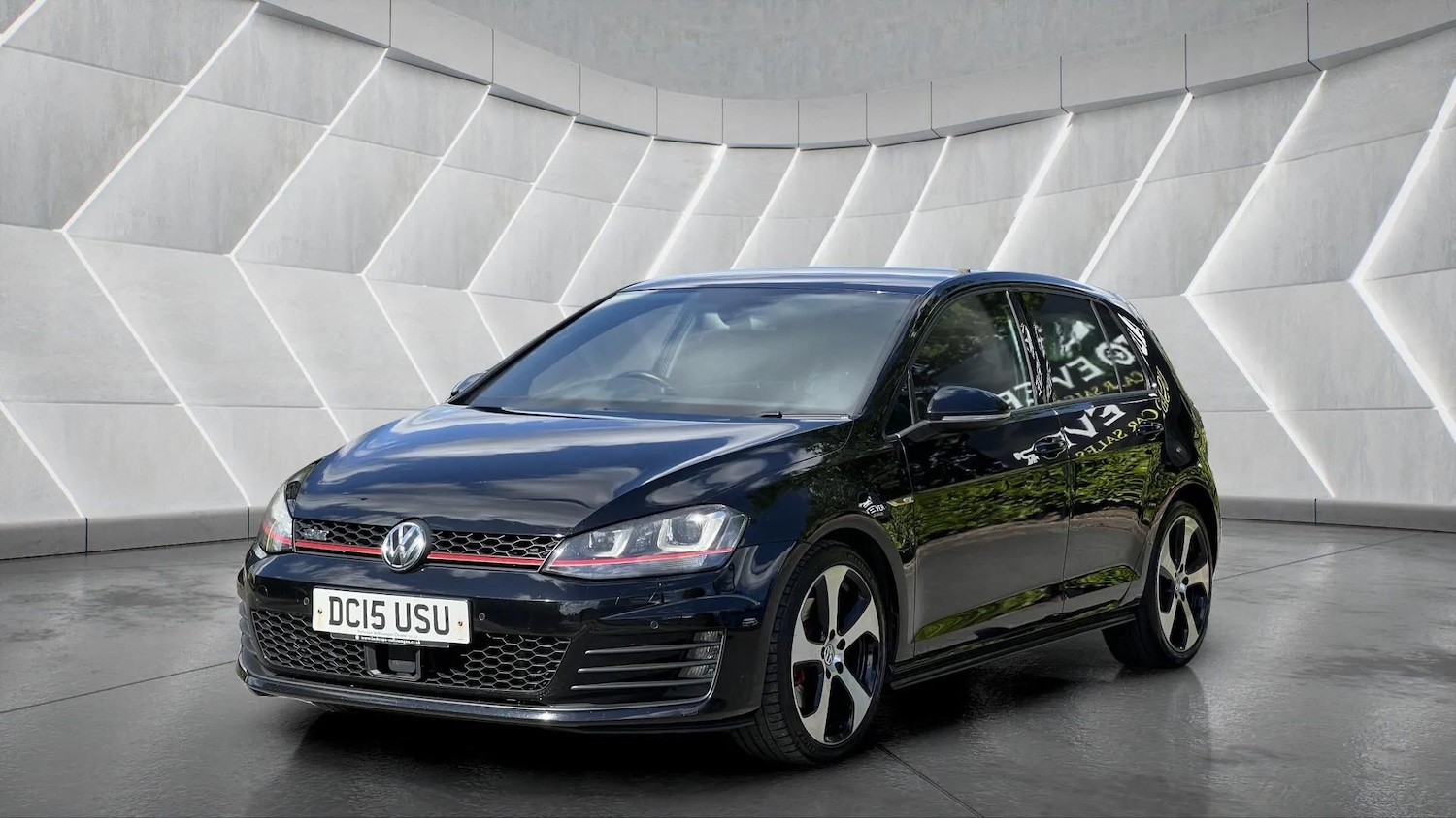 Used Volkswagen Golf 2015 for sale - 76598468: Photo 2