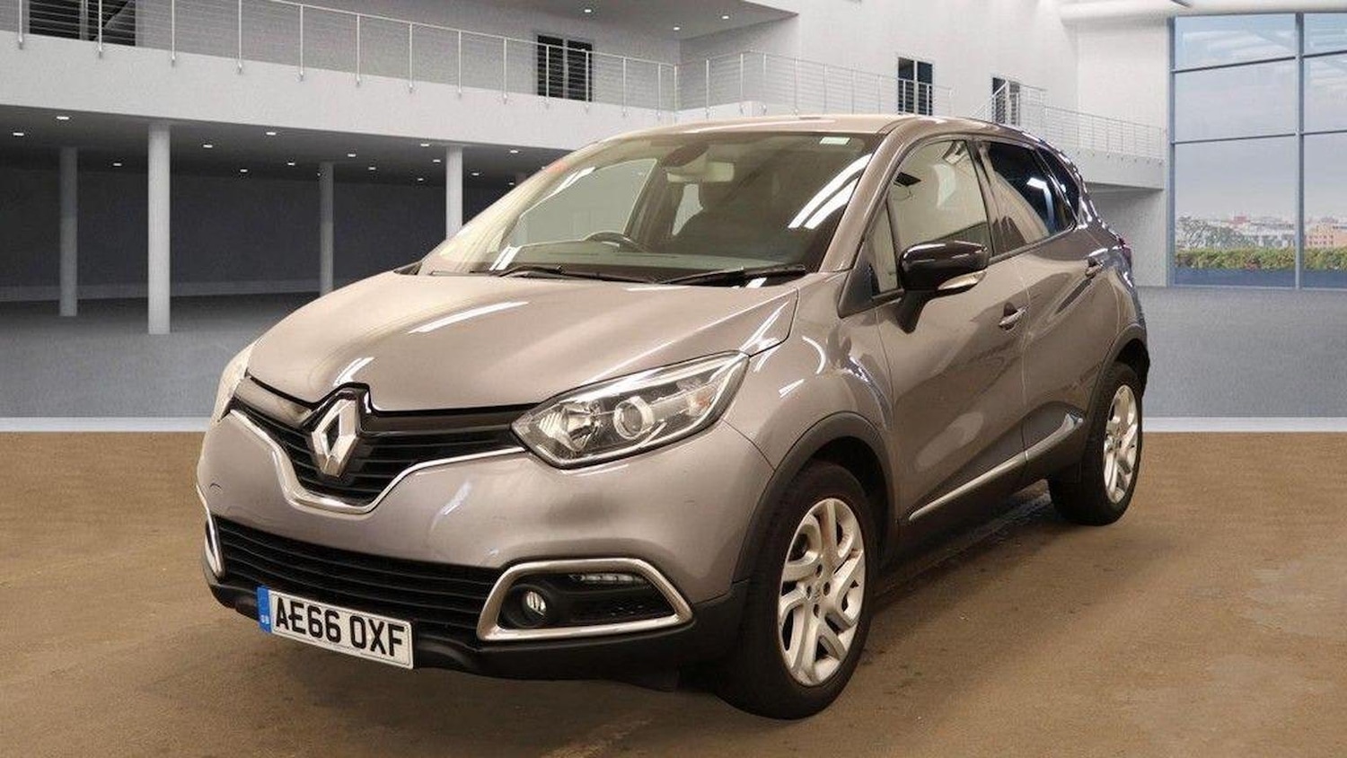 Used Renault Captur 2016 for sale - 76156711: Photo 1
