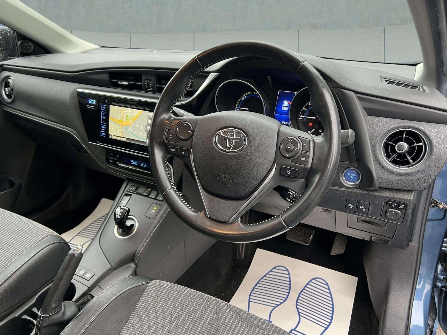 Used Toyota Auris 2017 for sale - 76566624: Photo 15